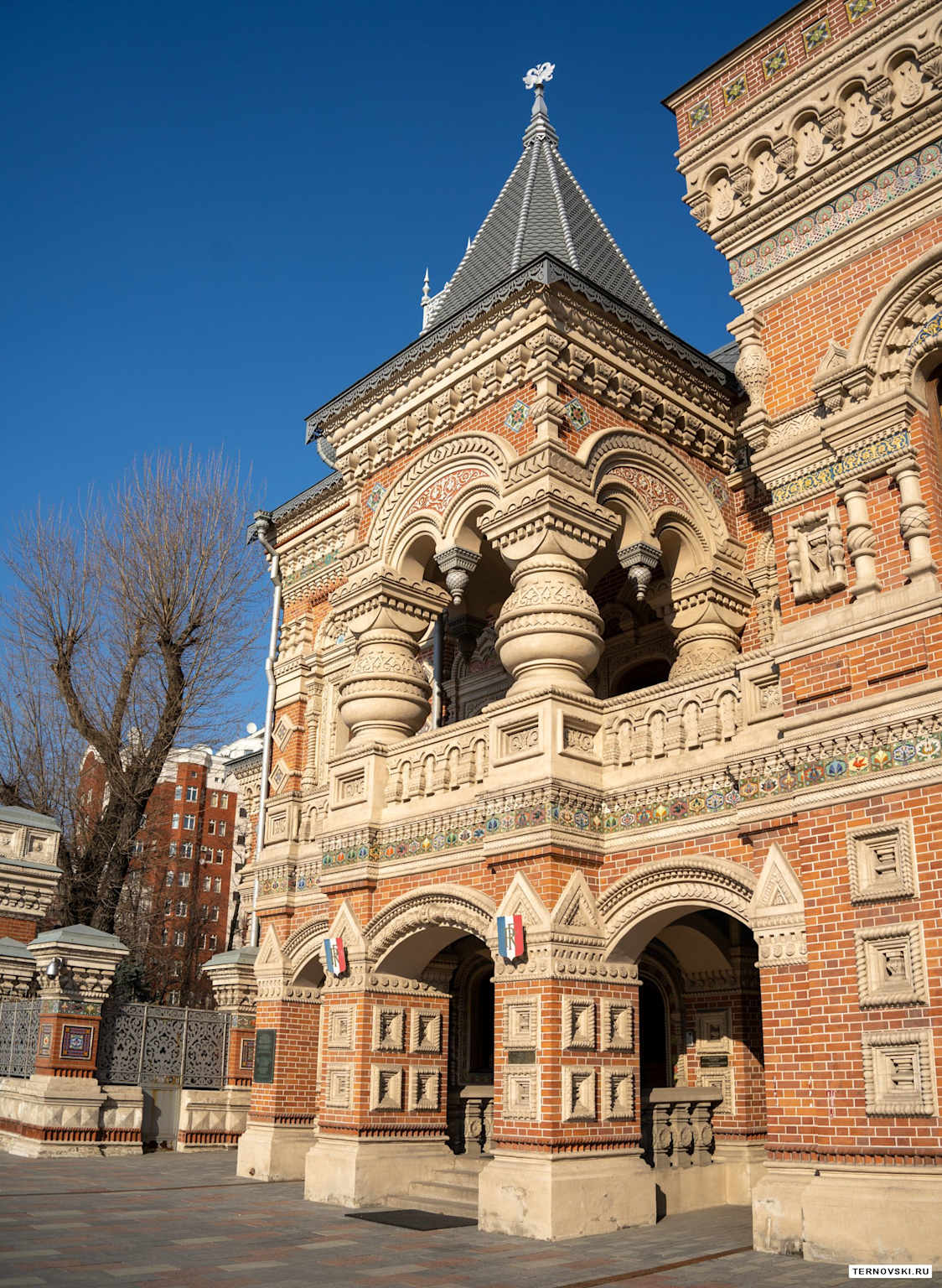 Дом купца Игумнова (Мансийская легенда)